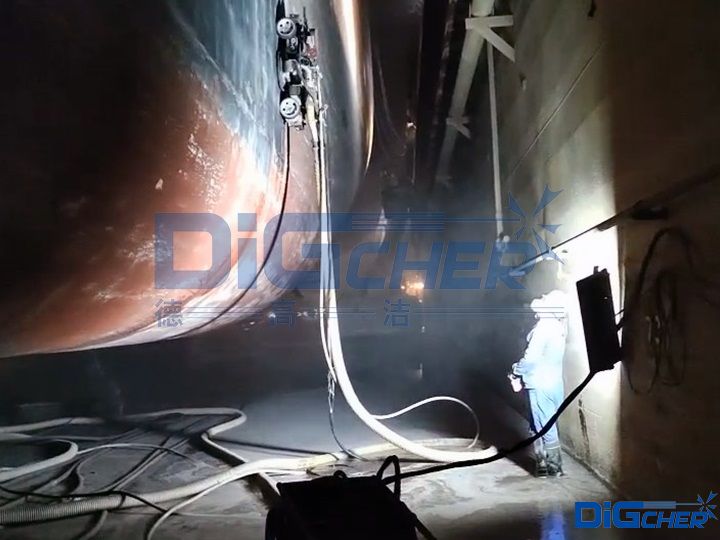 德高潔超高壓水除銹機器人